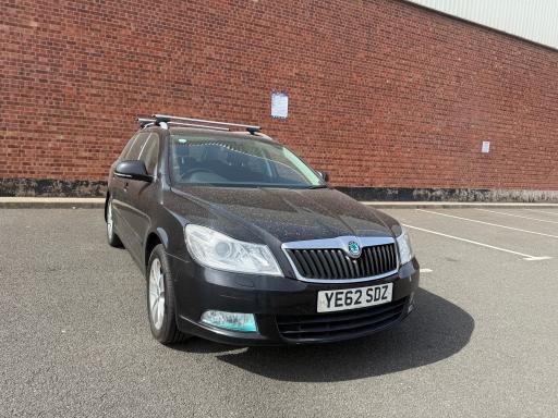 2013 SKODA OCTAVIA ELEGANCE TDI CR SEMI AUTO PRICE 3,000 YEAR 2013 62 REG MILEAGE... photo